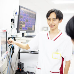 写真：K.R.